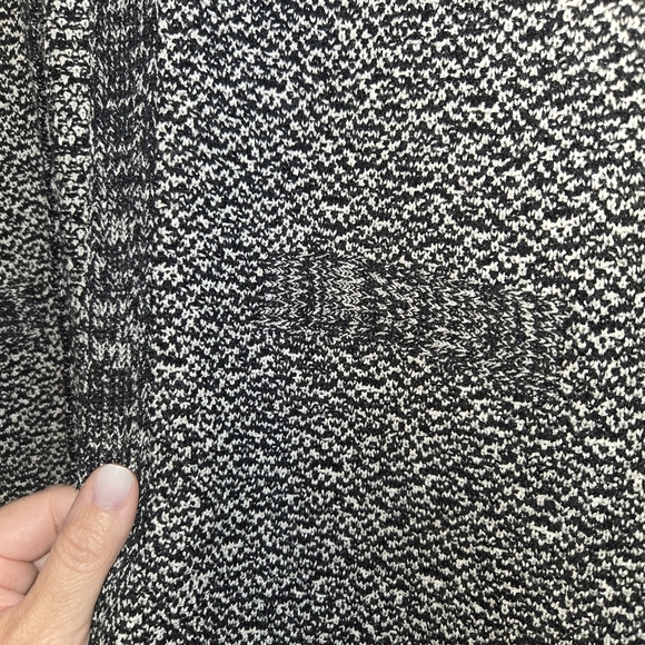 San Remo Black and White Collared Women's Cardigan Size Medium - Picture 4 of 8